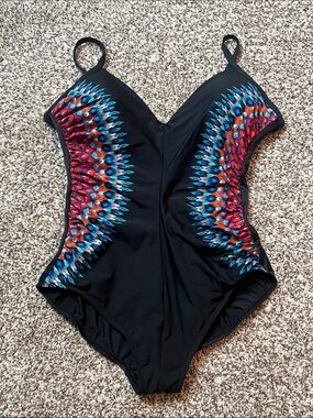 MIRACLESUIT NEPALI TEMPTATION ONE PIECE Black Sculpting 16 Women Red Blue